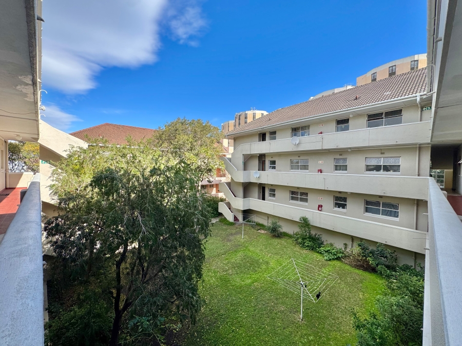 1 Bedroom Property for Sale in Rosebank Western Cape